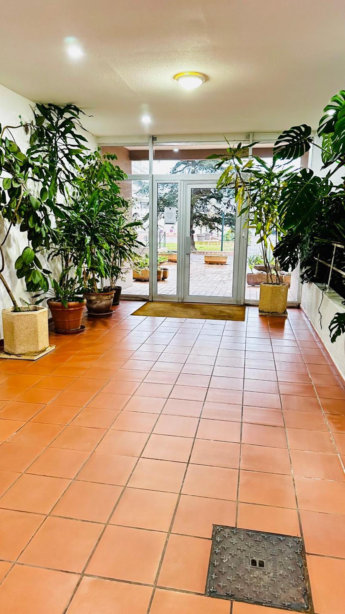 Saint-cyprien Port Apartment