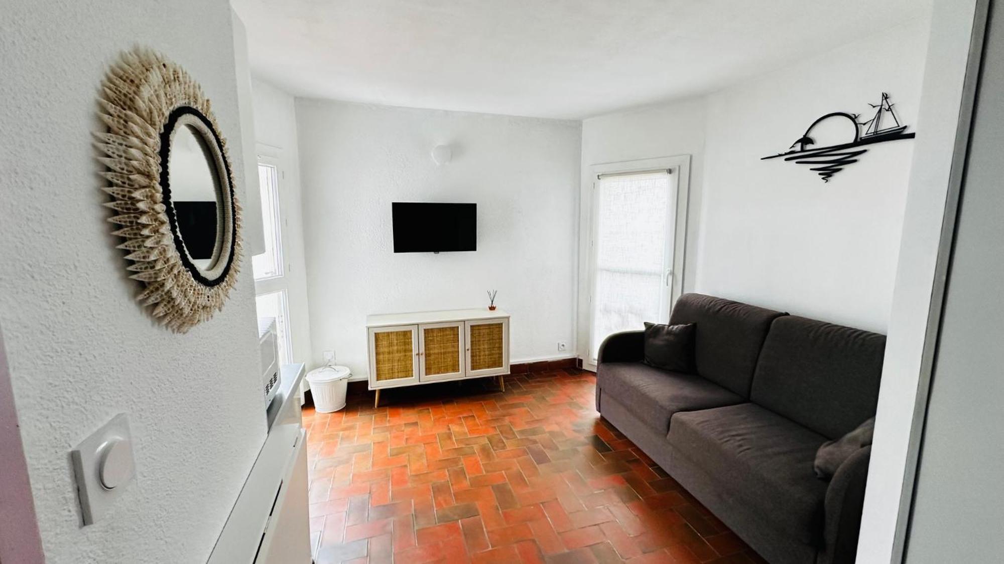 Apartment Saint-cyprien Port